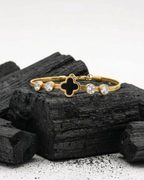 Noir Clover Bracelet