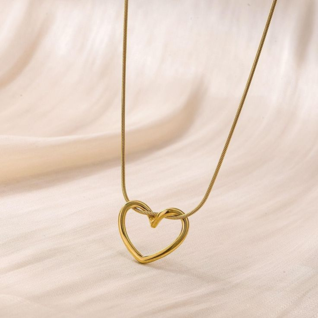 Levaro Promise Open Heart Pendant Necklace