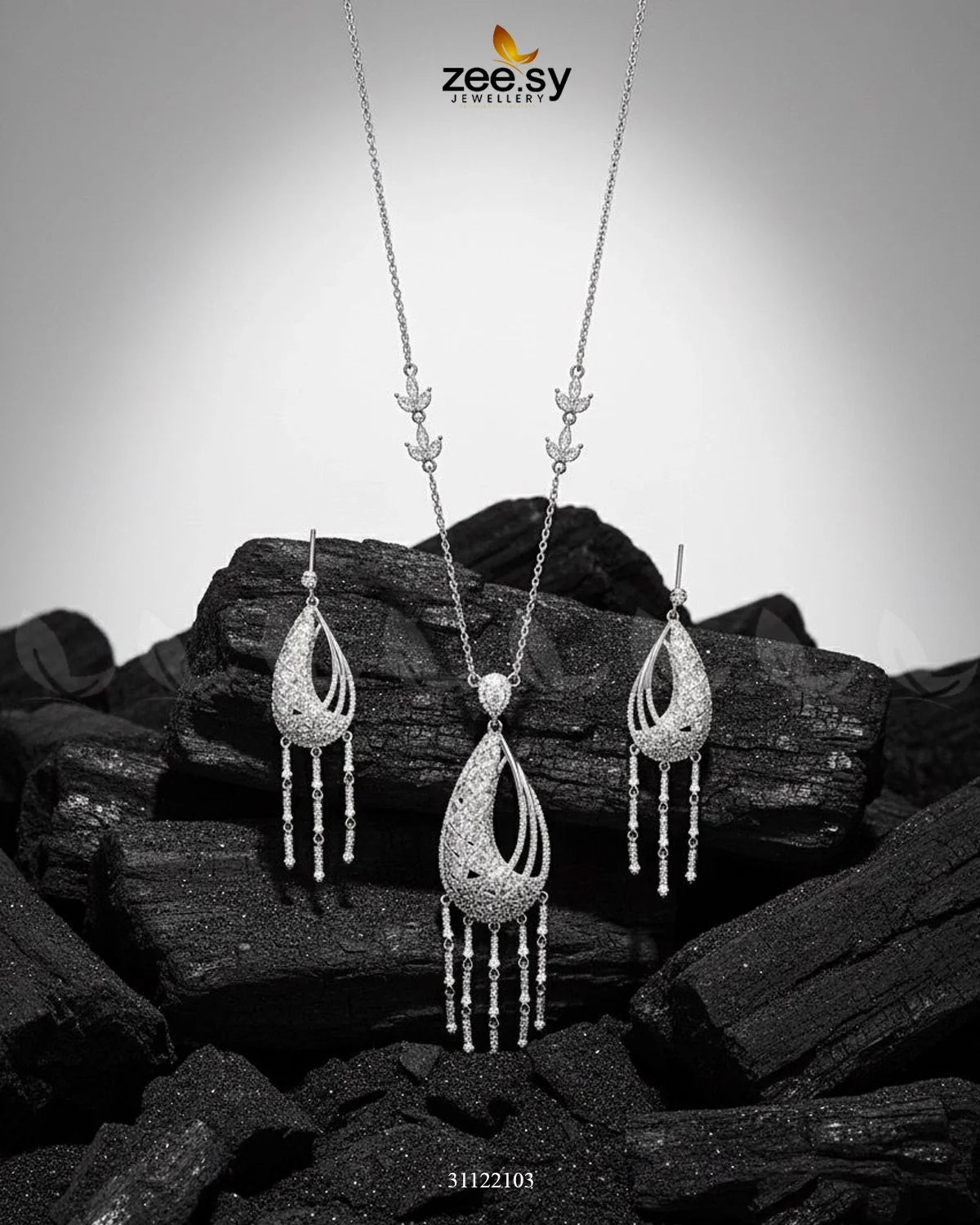 Cascade Dangle Necklace Set