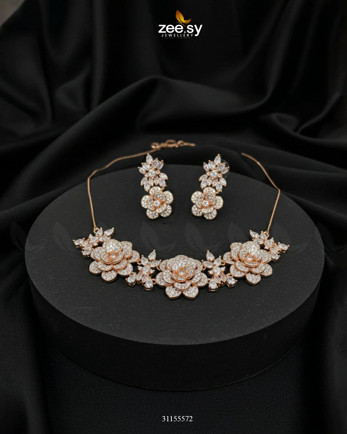 Classic Necklace Set