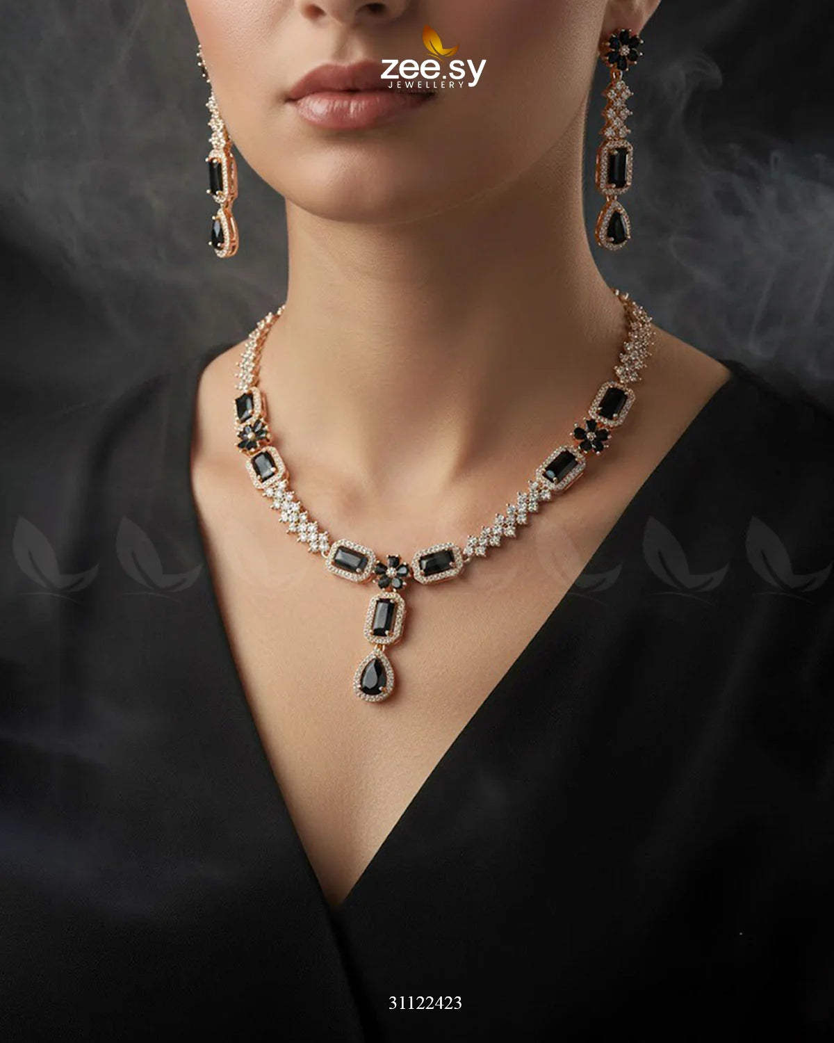 Destiny's Grand Oval Necklace Set