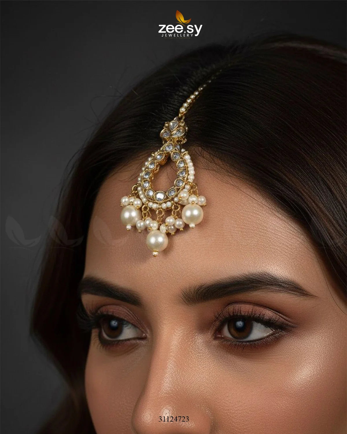 Heirloom Grand Luminous Necklace Set