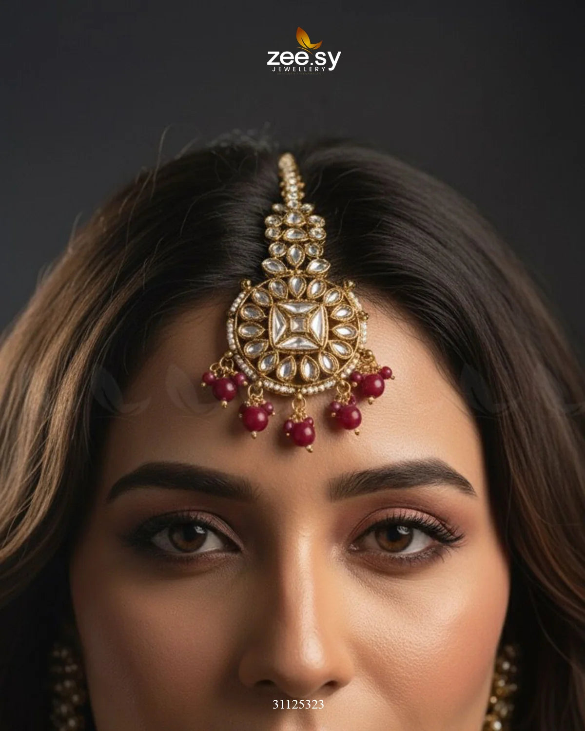 Gilded Perpetual Crystal Necklace Set